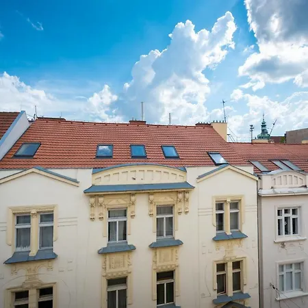 Apartment Bright Few Steps From Centre Prague